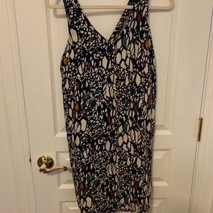 Printed shift dress